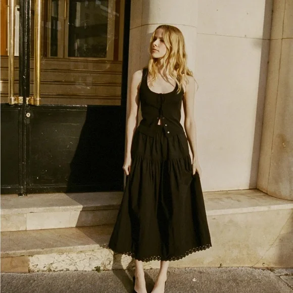 Doen Sebastian Skirt in Black - Picture 4 of 10